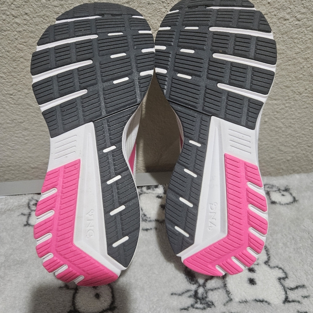 Brooks Signal 3 Running Shoes Size 9 White/ Pink - Picture 5 of 10